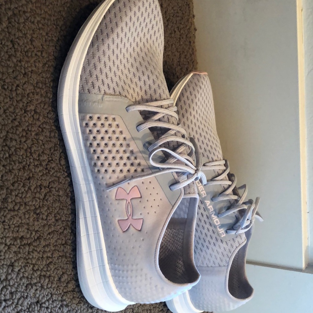 Under armour size 10 shoes